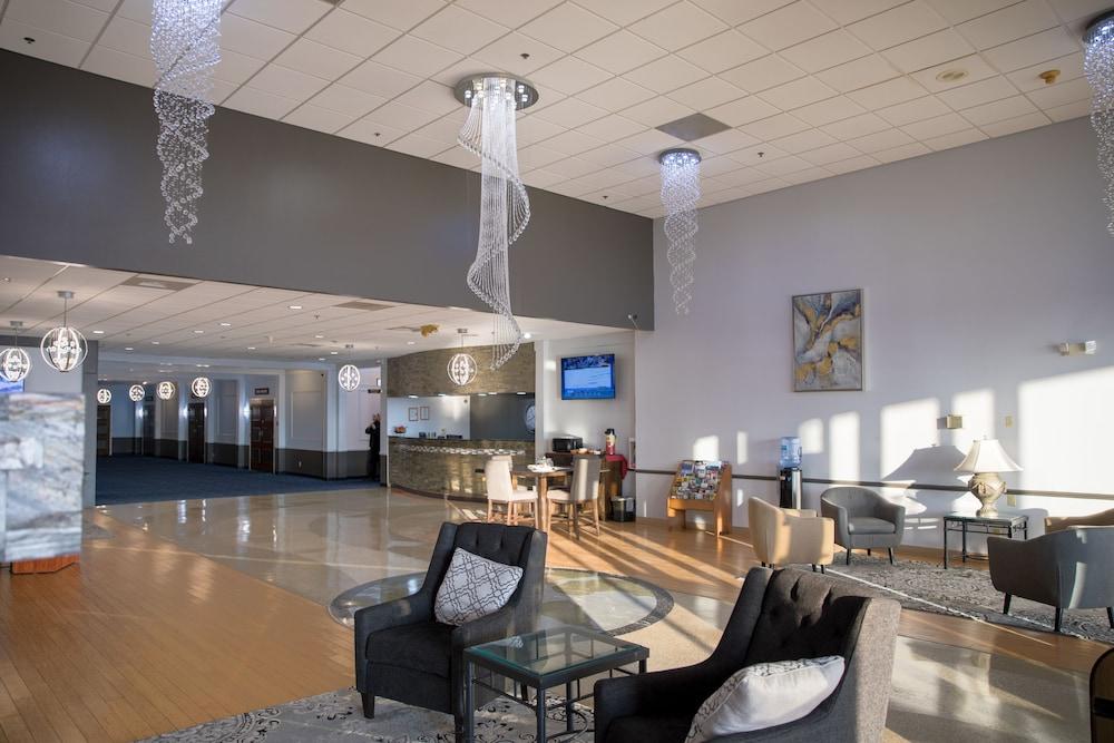 Hotel Ramada By Wyndham Cedar Rapids Exteriér fotografie