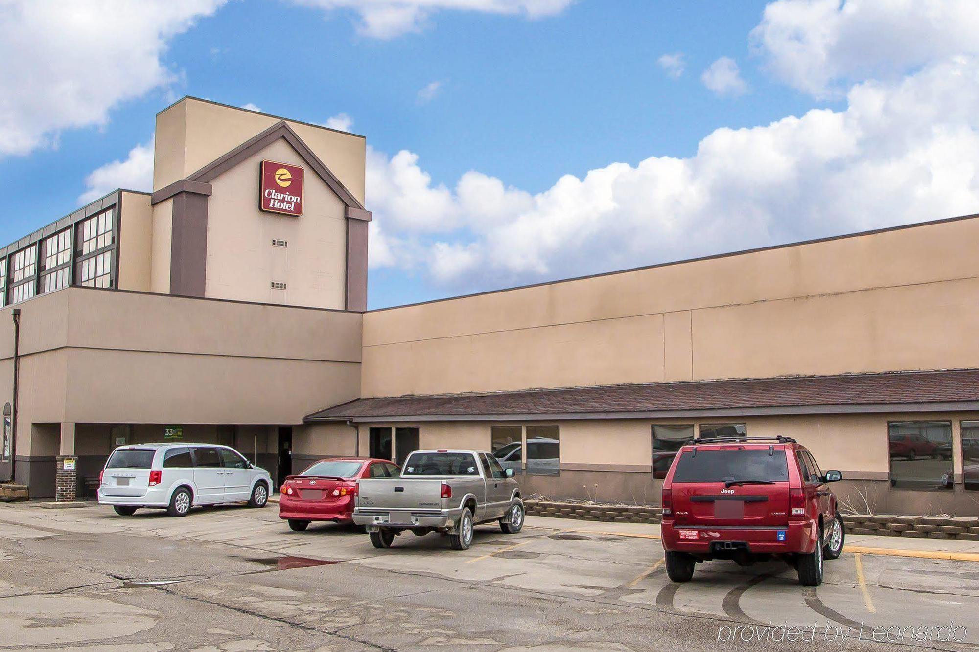 Hotel Ramada By Wyndham Cedar Rapids Exteriér fotografie